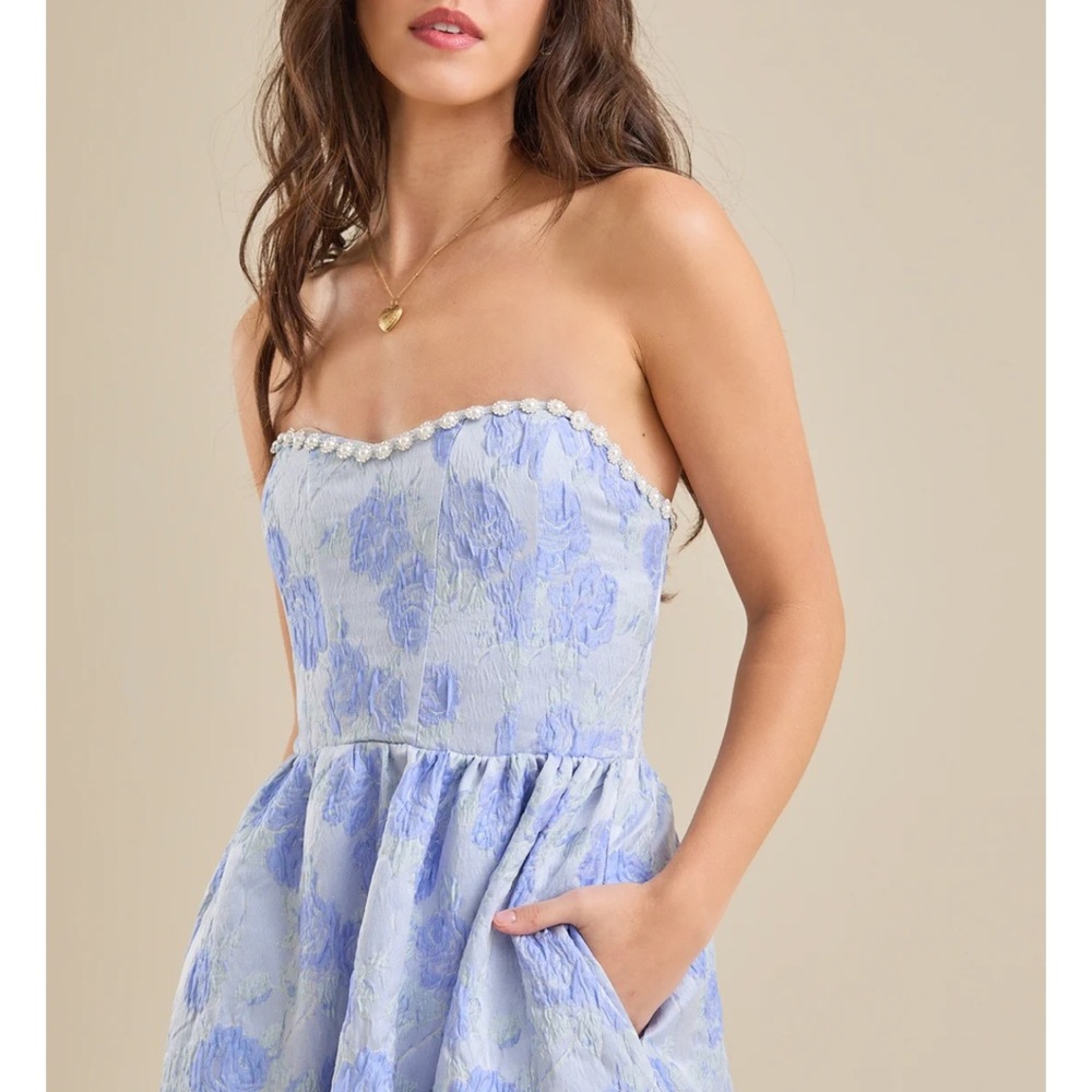 Altar’d State Skye Maxi Formal Dress - Picture 3 of 6
